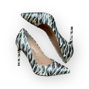 JLo Jennifer Lopez Fraya Pumps Zebra Print Bone/Black